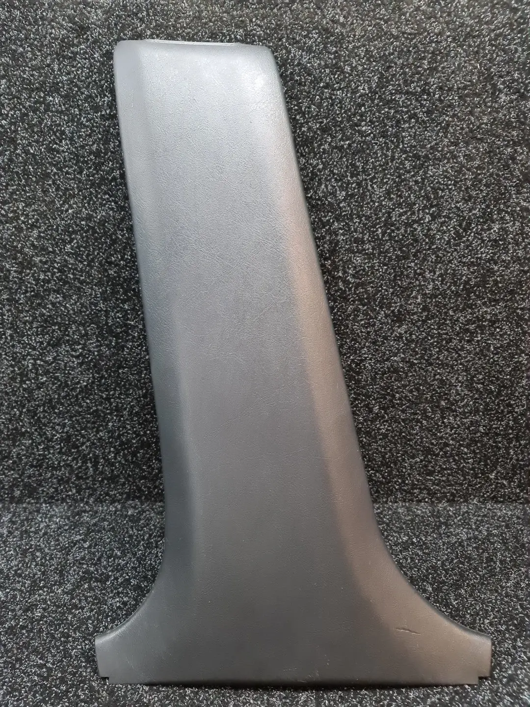 Mitsubishi Lancer Evolution Center Pillar Trim Lower Lhs - Black - Cn9a Cp9a Evo 4 5 6 Tme Mr748300 1