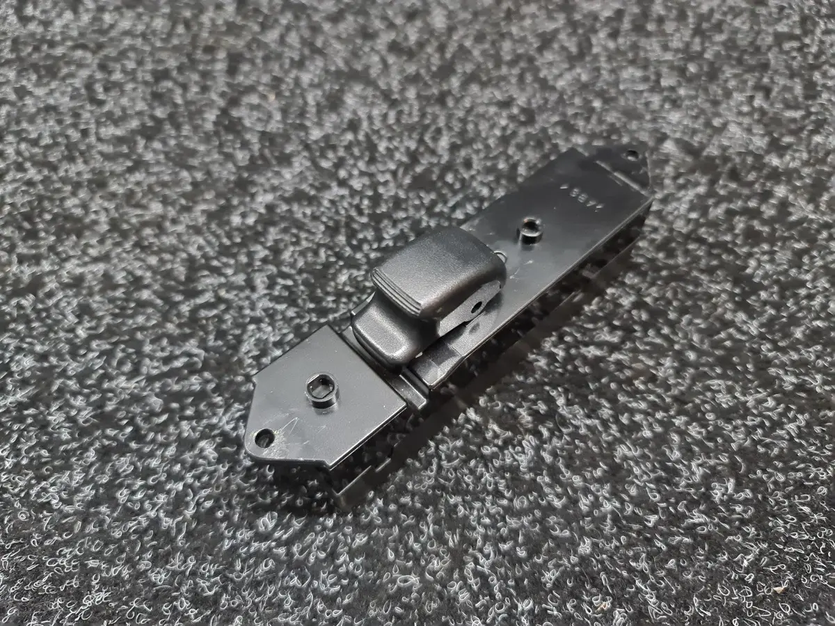 Mitsubishi Lancer Evolution Power Window Switch Rear Rhs Cn9a Cp9a Evo 4 5 6 Tme Mr194819 1