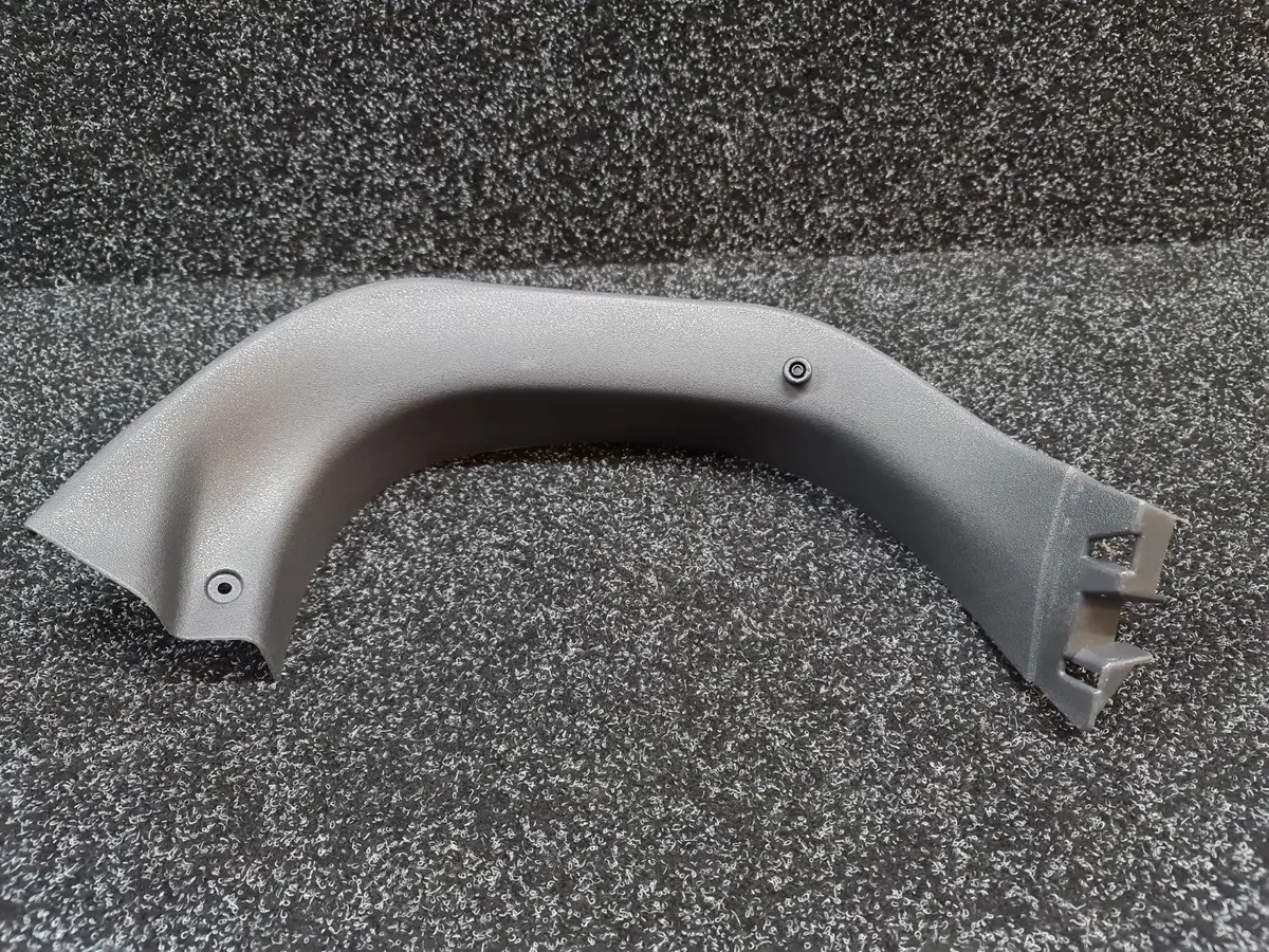 Renault Sport Megane Mk2 225 F1 Edition Rear Tail Gate Hatch Rhs Trim 8200035026 1