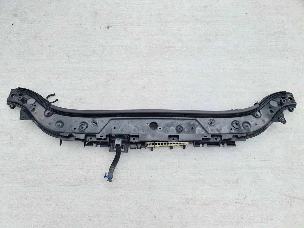 Renault Sport Megane Mk2 225 F1 Edition Upper Radiator Support Slam Panel 1