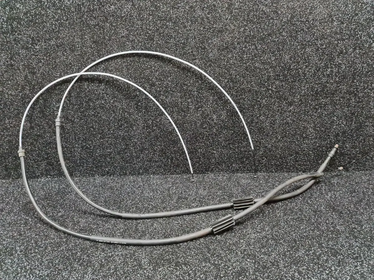 Renault Sport Megane Mk2 225 F1 Edition Hand Brake Cables (2) 8200247041 1