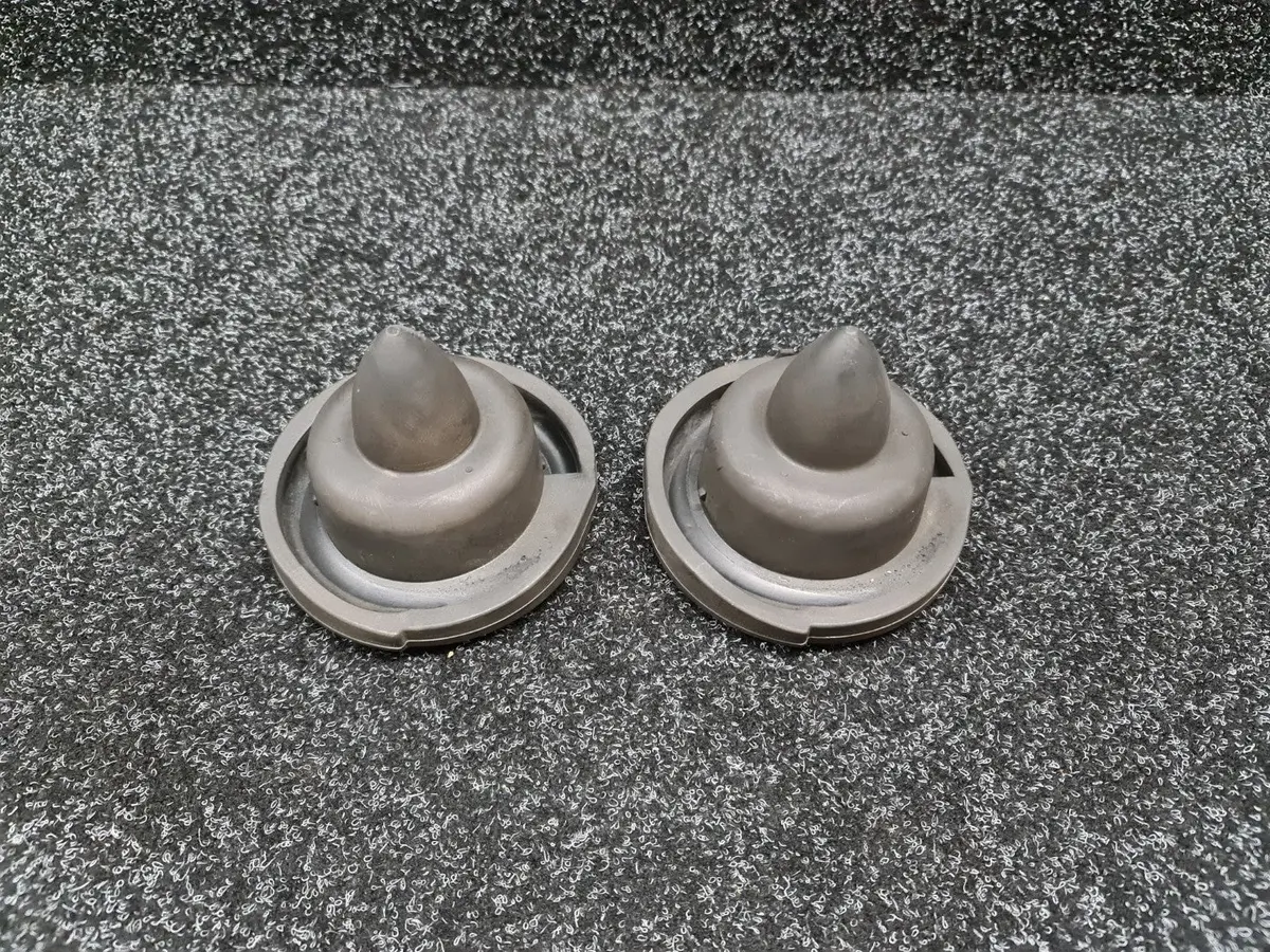 Renault Sport Megane Mk2 225 F1 Edition Rear Lower Bump Stops (2) 8200245679 1