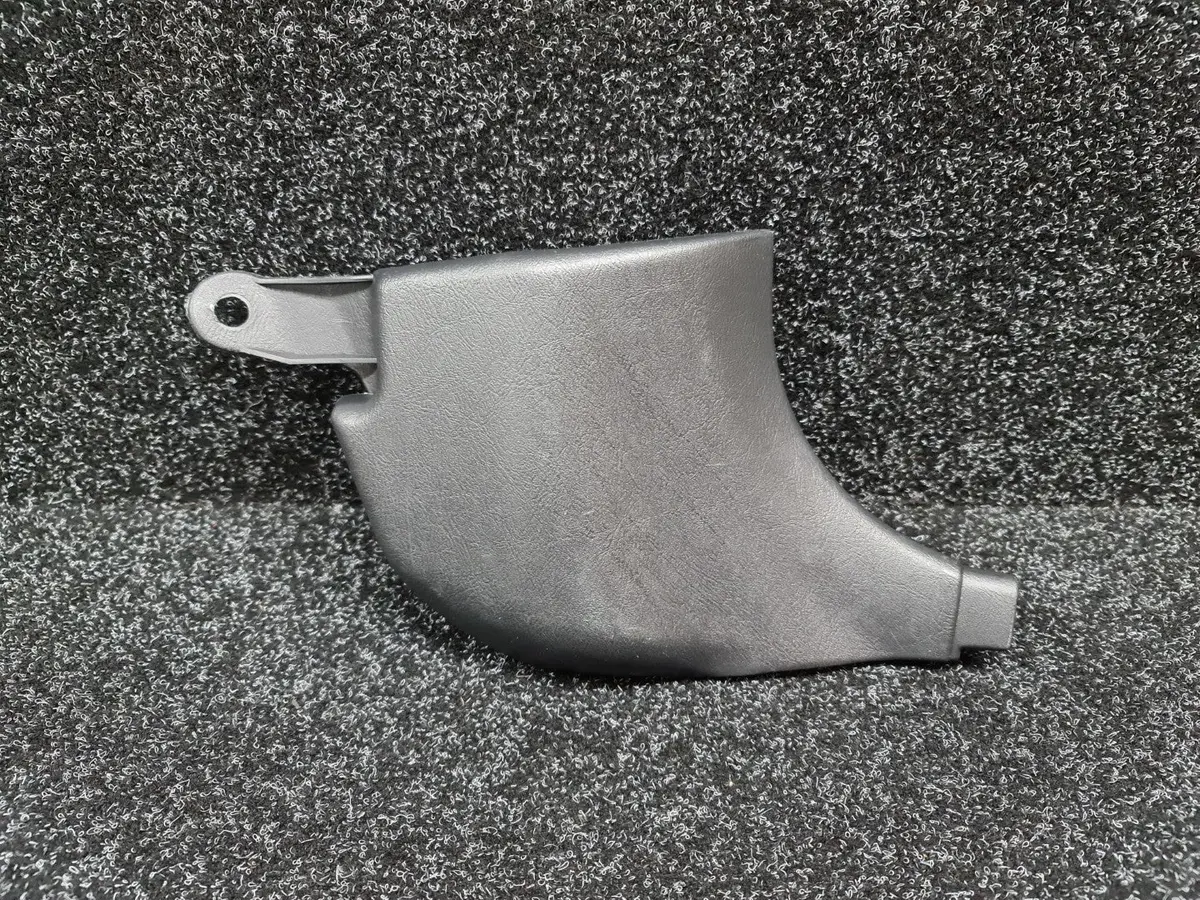 Mitsubishi Lancer Evolution Rhs Driver Kick Panel Cover Cowl - Black - Evo 4 5 6 Tme - Cn9a Cp9a Mr748294 1