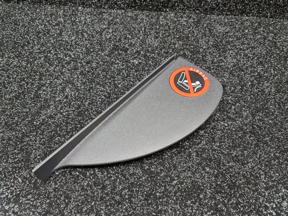 Renault Sport Clio Mk3 197 F1 Edition Dash End Cover Trim Panel 8200407596 1