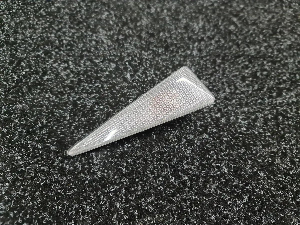 Renault Sport Megane Mk2 225 F1 Edition Fender Guard Indicator Lamp Lens 8200027150 1