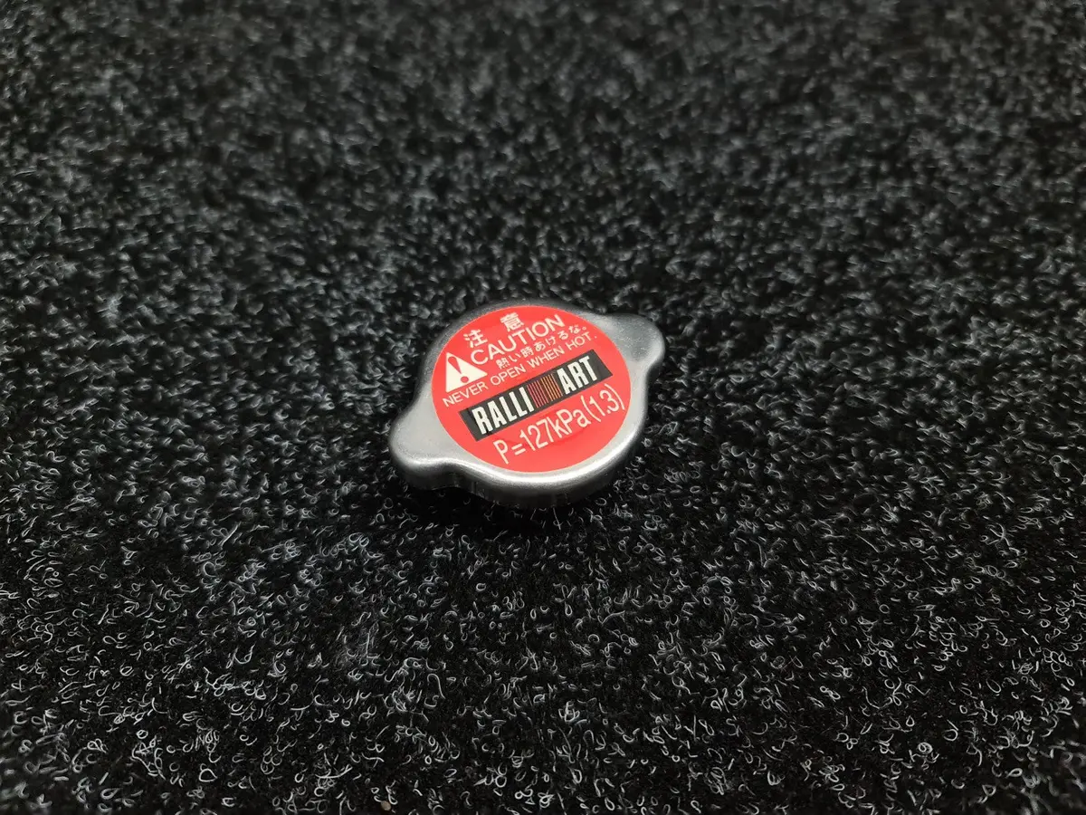 Ralliart Radiator Pressure Cap 1.3 Bar Cn9a Cp9a Ct9a Ct9a Cu2w - Red 1