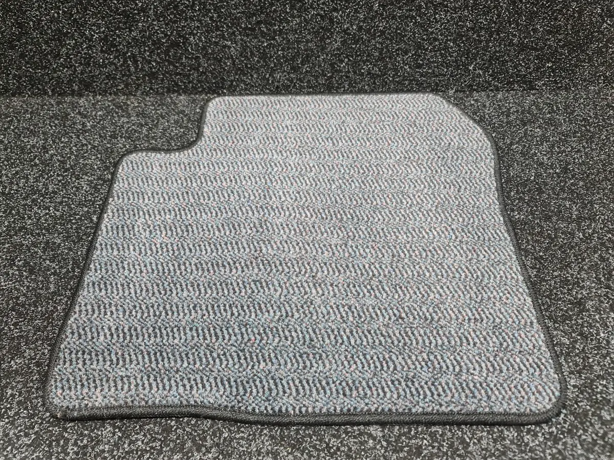 Genuine Mitsubishi Floor Mat Rear Rhs Right Hand Side For Lancer Evolution Evo 4 5 6 Tme Cn9a Cp9a 1