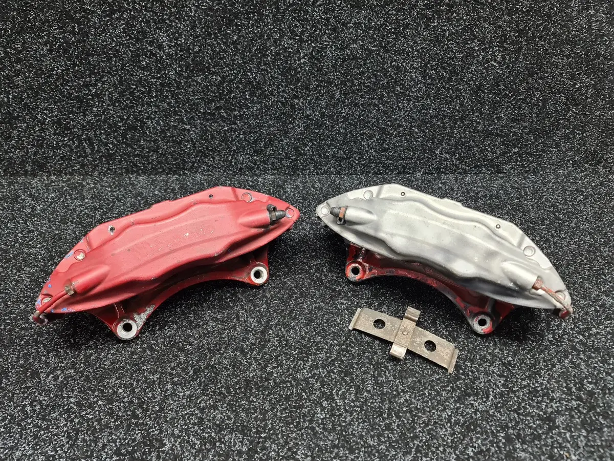 Brembo Front Brake Calipers To Suit Mitsubishi Lancer Evolution Cp9a/Ct9a Evo 5 6 Tme 7 8 9 1