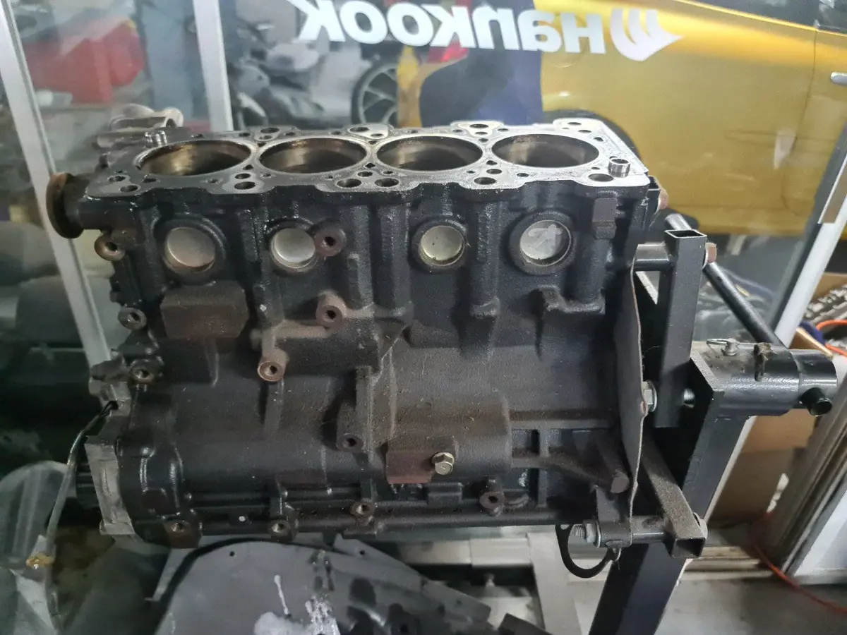 Mitsubishi Lancer Evolution 9 Ct9a Engine Bottom End *Block Is Damaged* Crank Shaft Rods Pistons 1