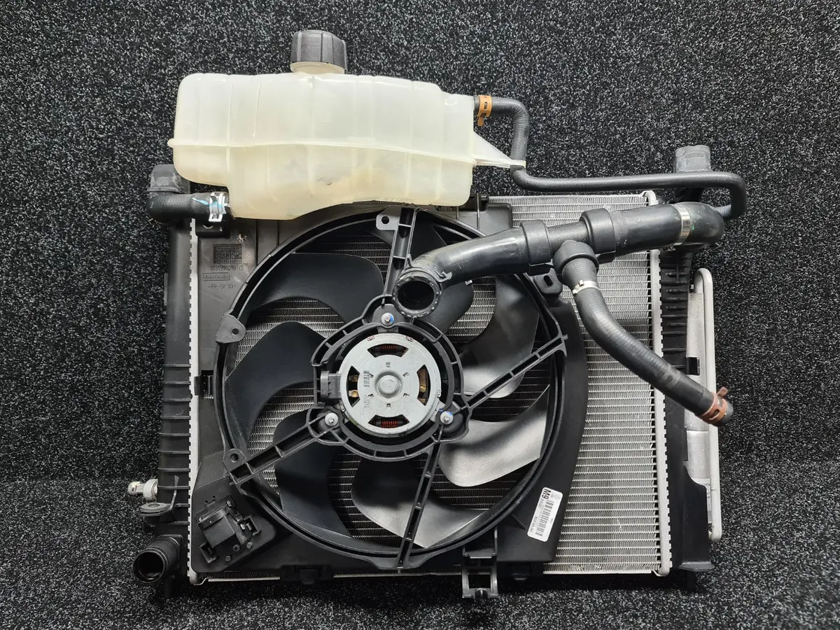 Renault Sport Clio 197 200 X85 Radiator / Air Conditioning Condenser / Cooling Fan / Coolant Overflow Bottle / Header Tank / Blower Heater Resistor.. 1
