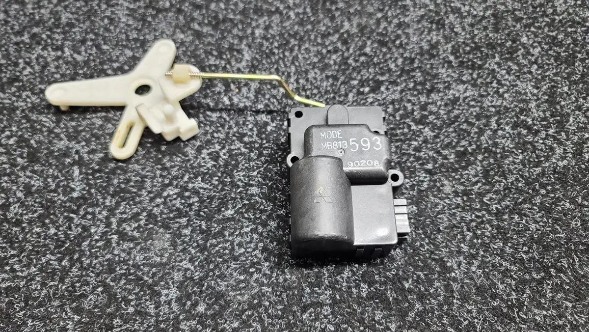 Mitsubishi Lancer Evolution Auto Heater Control Motor Evo 4 5 6 Tme Mode Control - Cn9a Cp9a - Mb813593 1