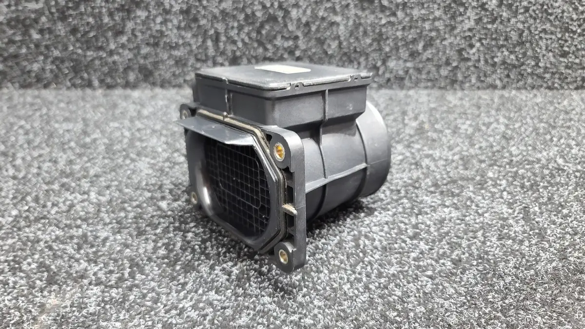 Mitsubishi Lancer Evolution Cn9a 4G63 Evo 4 Air Flow Sensor Meter E5t07072 Mr420391 2