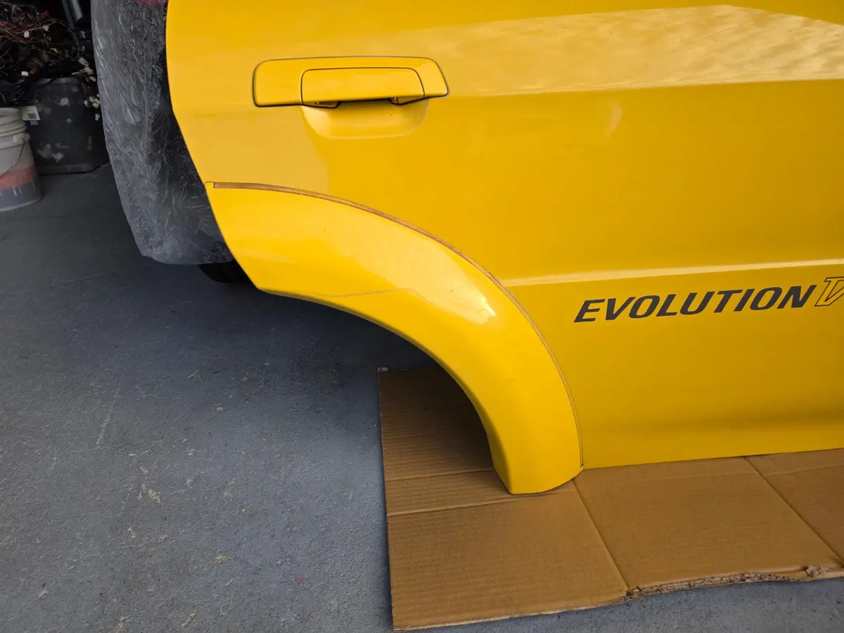 Mitsubishi Lancer Evolution Cp9a Evo 5 6 Tme Rhs Right Rear Door Dandelion Yellow Y01 2
