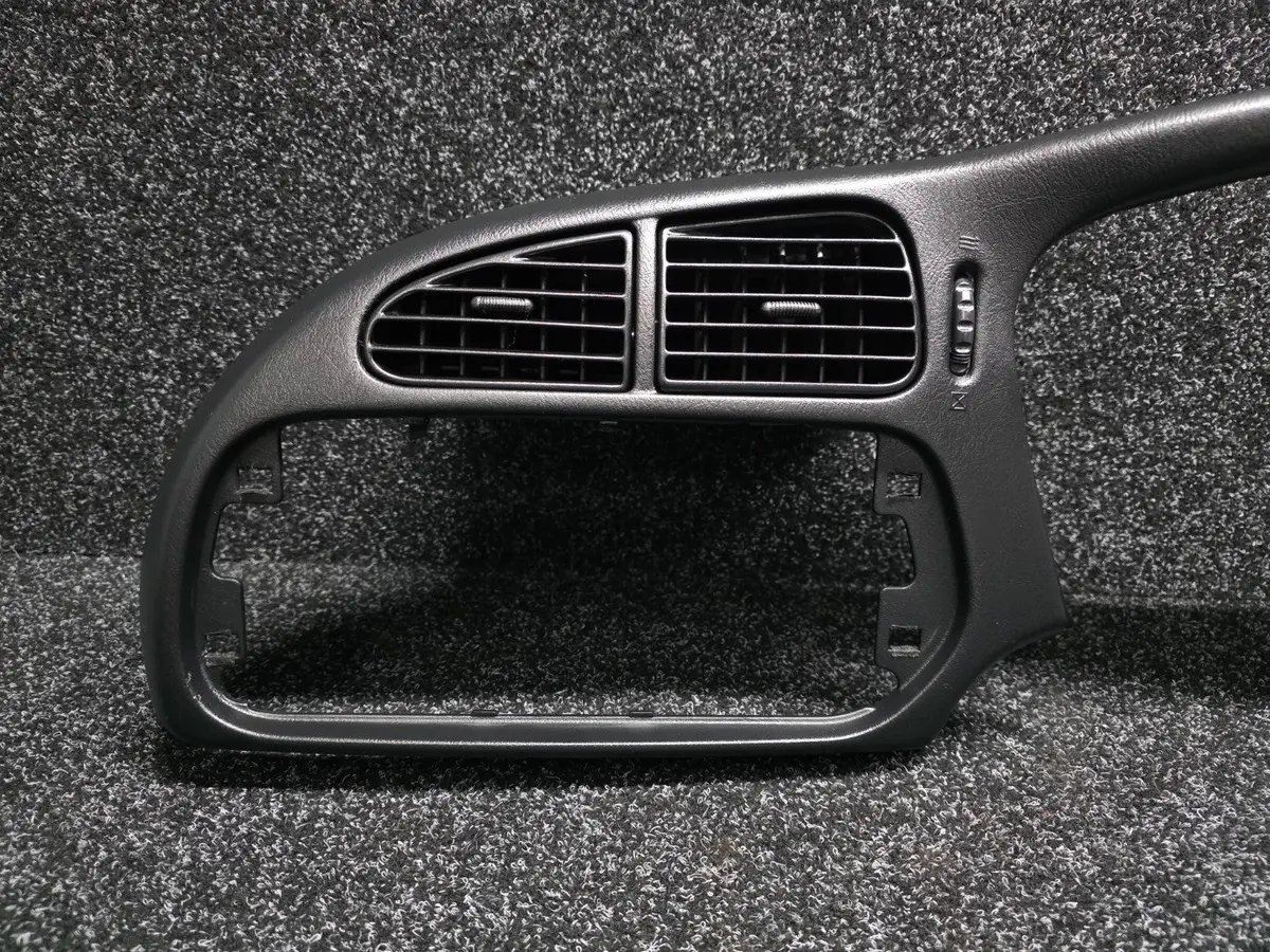 Mitsubishi Lancer Evolution Cn9a Cp9a Instrument Cluster Dash Panel + Air Outlet Center Vent Evo 4 5 6 Tme Part # Mr748197 + Mr748143 2