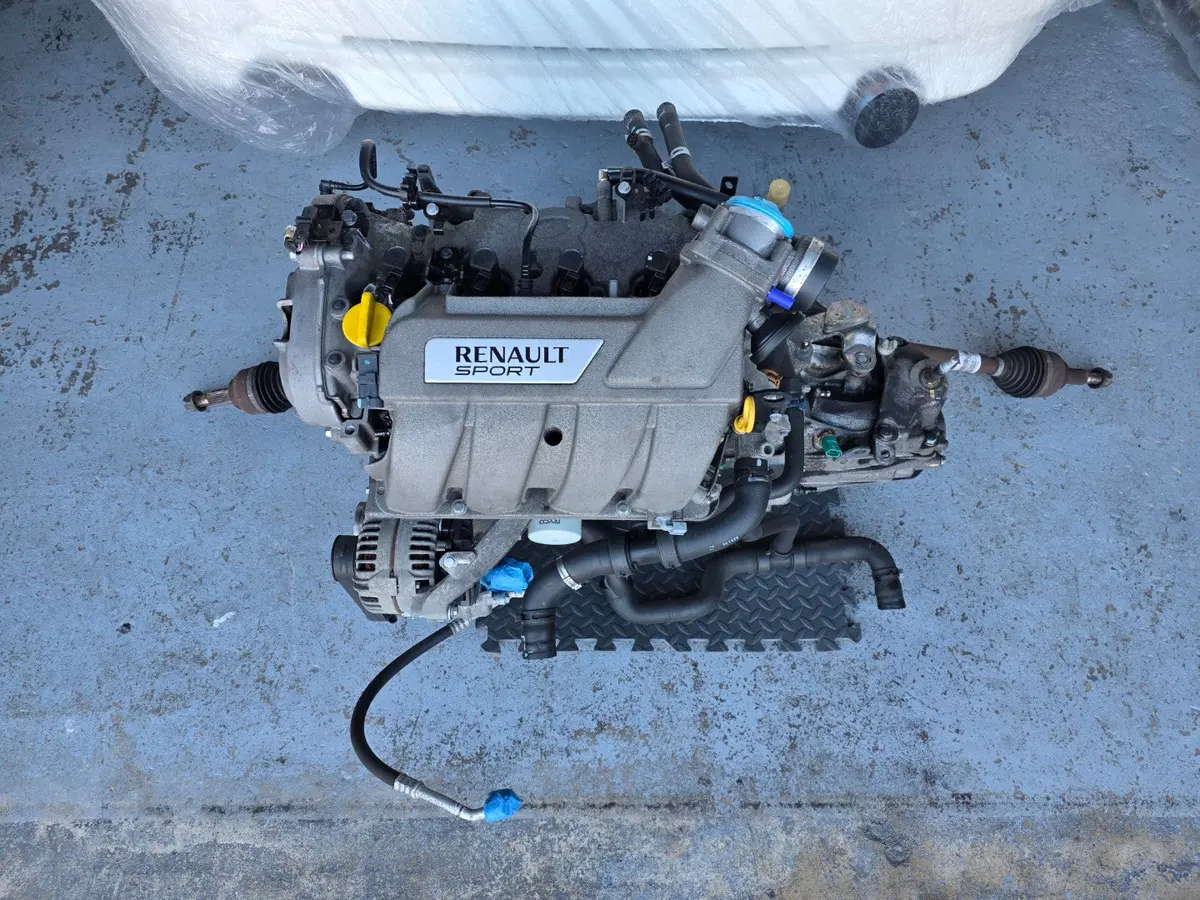 Renault Sport Clio Mk3 X85 Rs200 832 F4r Engine With Accessories (A/C Compressor, Alternator And Starter Motor) + Tl4 031 6 Speed Gearbox With Drive Shafts Included. 2