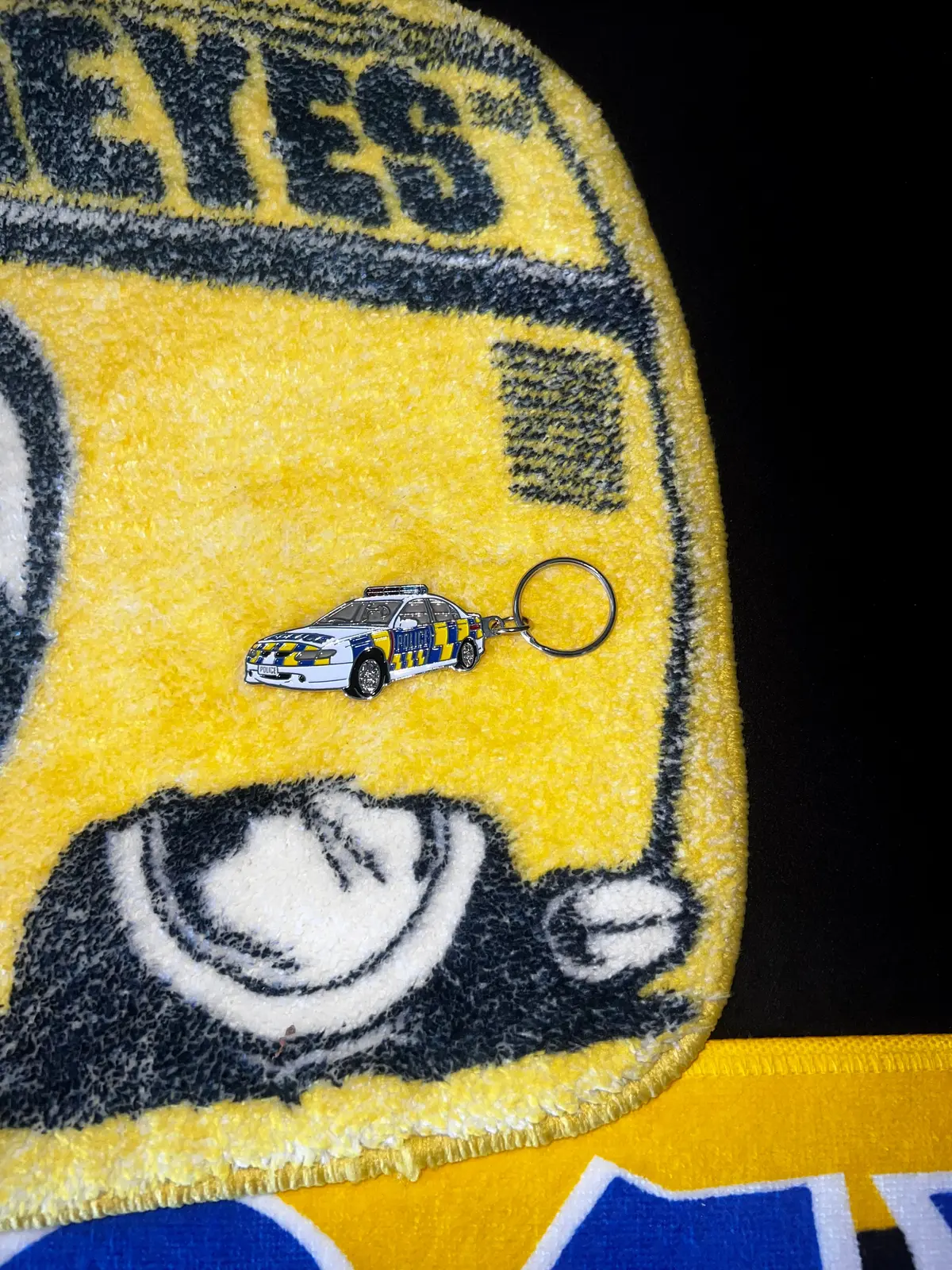 New Zealand Police Car Keychain 1