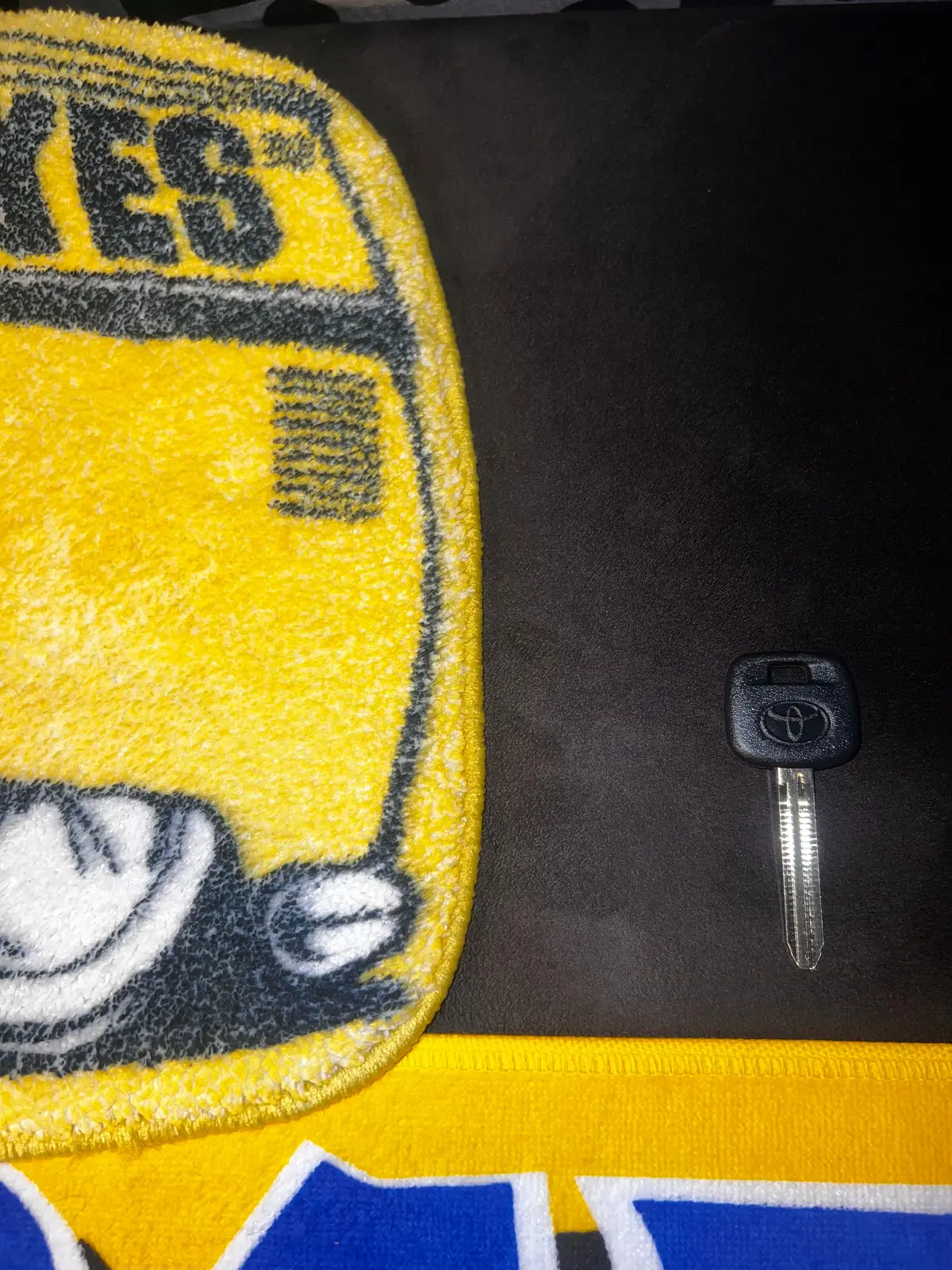 New Oem Genuine Toyota Factory Uncut Key 1