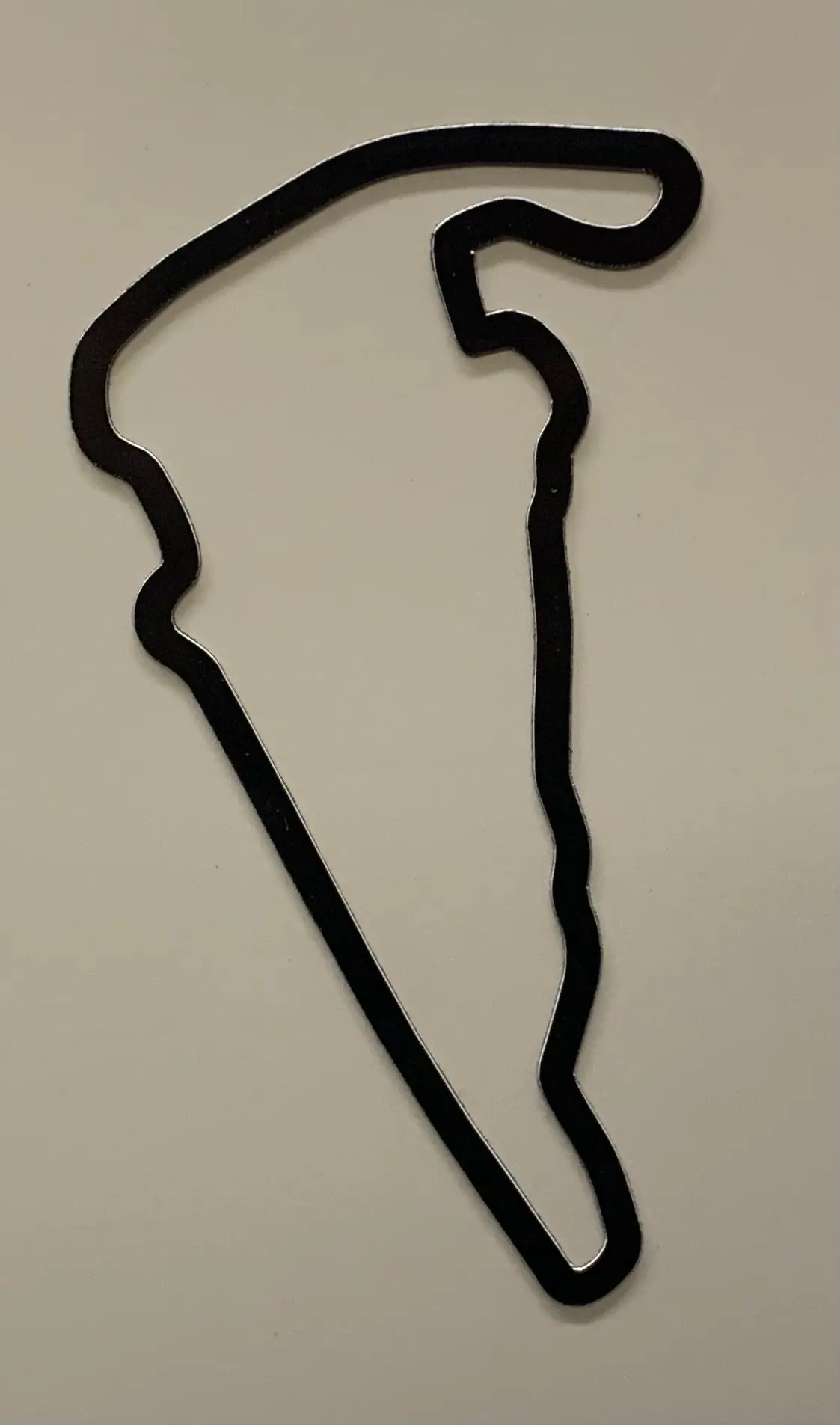 Vir Track Outline 6" Magnet - Black 1