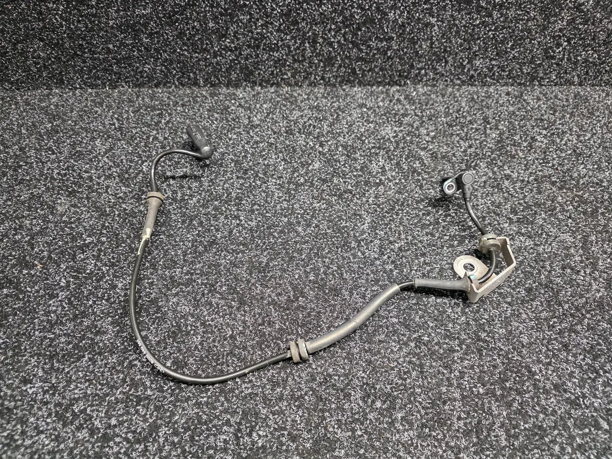 Renault Sport Clio Mk3 Rs197 Rs200 Front Rhs Wheel Speed Abs Sensor 8200 440 551 1